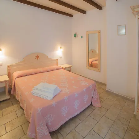 Olbia Domus Inn Guest house 3*