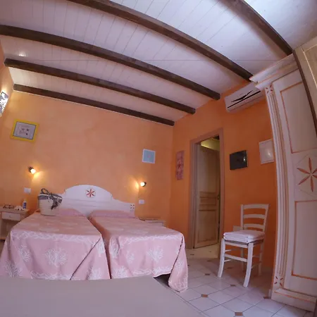 Guest house Olbia Domus Inn 3*