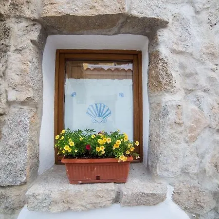 Domus Pensión Olbia