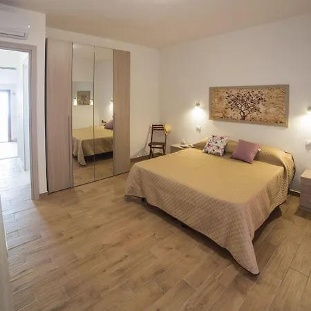 Domus 4*